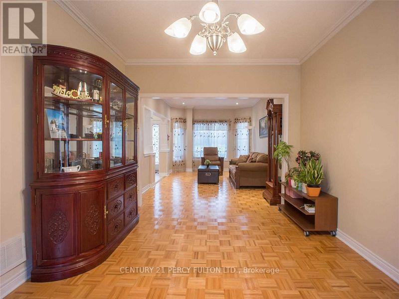 14 Montesano Crescent, Richmond Hill, Ontario L4B 4M9 - Photo 6 - N13449072