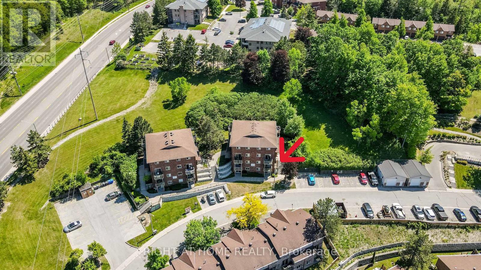 2 - 3 Sawmill Road, Barrie, Ontario  L4N 6X3 - Photo 4 - S13449054