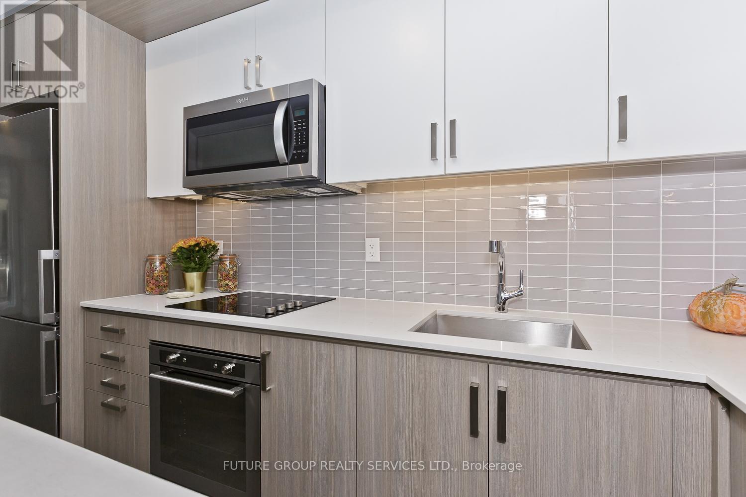 262 - 1575 Lakeshore Road W, Mississauga, Ontario  L5J 0B1 - Photo 4 - W13449004