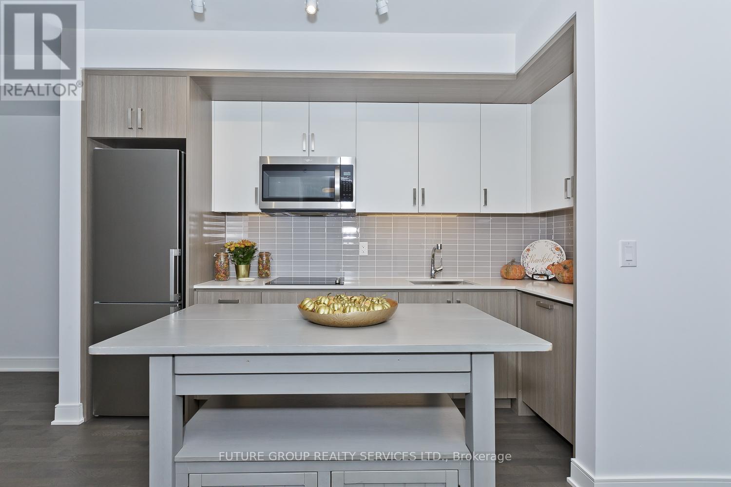 262 - 1575 Lakeshore Road W, Mississauga, Ontario  L5J 0B1 - Photo 6 - W13449004
