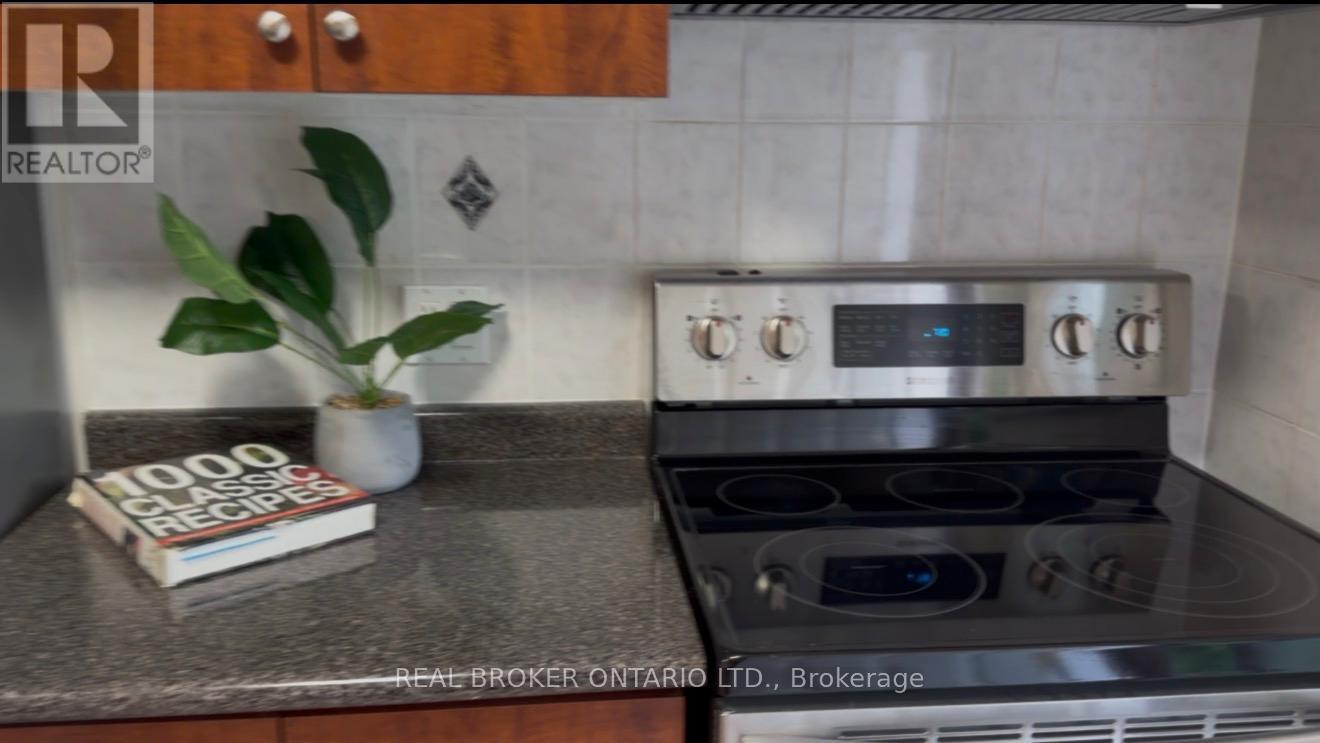 63 Venetian Crescent, Toronto, Ontario  M3N 2L9 - Photo 29 - W13441226