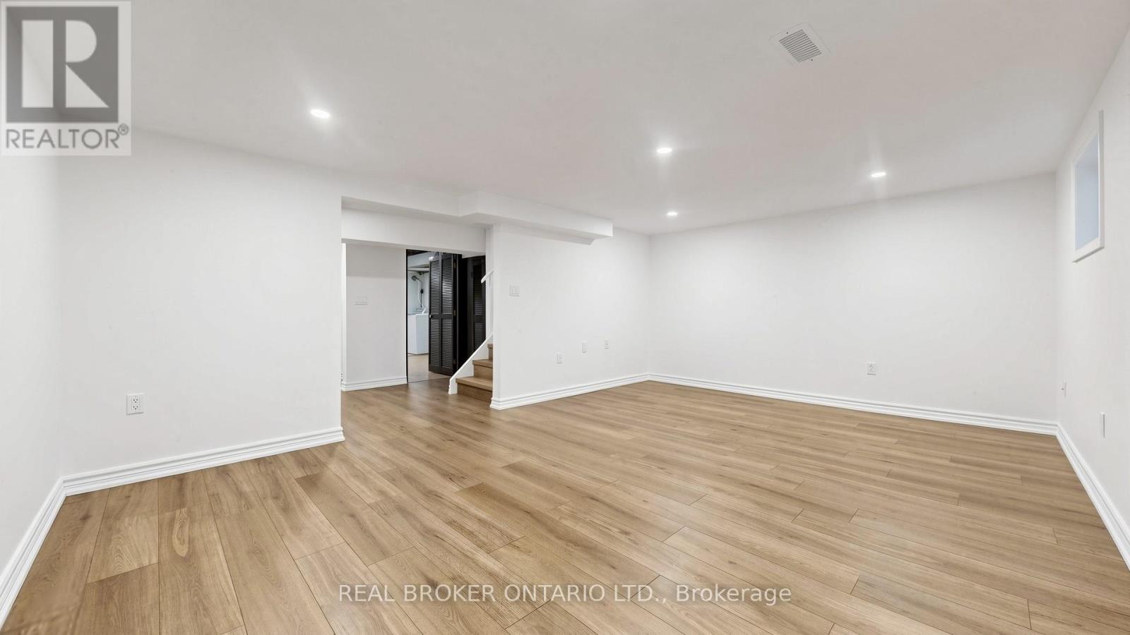 63 Venetian Crescent, Toronto, Ontario  M3N 2L9 - Photo 33 - W13441226