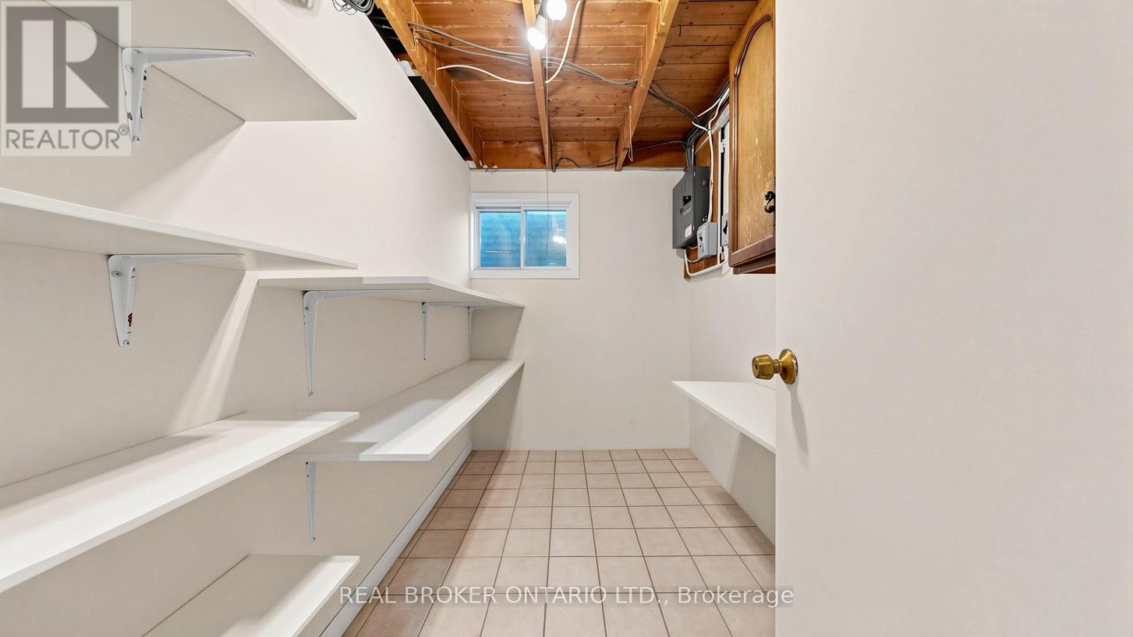 63 Venetian Crescent, Toronto, Ontario  M3N 2L9 - Photo 36 - W13441226