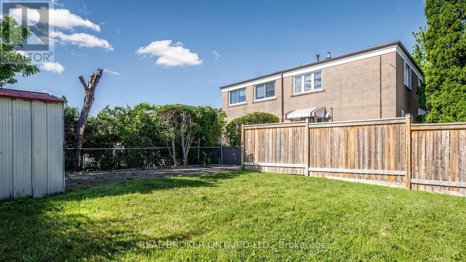 63 Venetian Crescent, Toronto, Ontario  M3N 2L9 - Photo 40 - W13441226