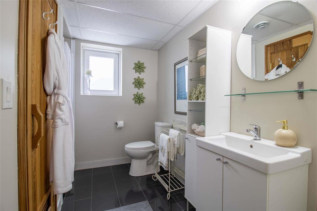 134 Carleton Drive, Steinbach, Manitoba  R5G 0W4 - Photo 30 - 202613180