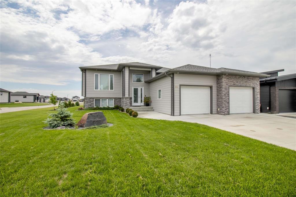 94 Wyndham Estate Drive, Steinbach, Manitoba  R5G 2K5 - Photo 0 - 202613968