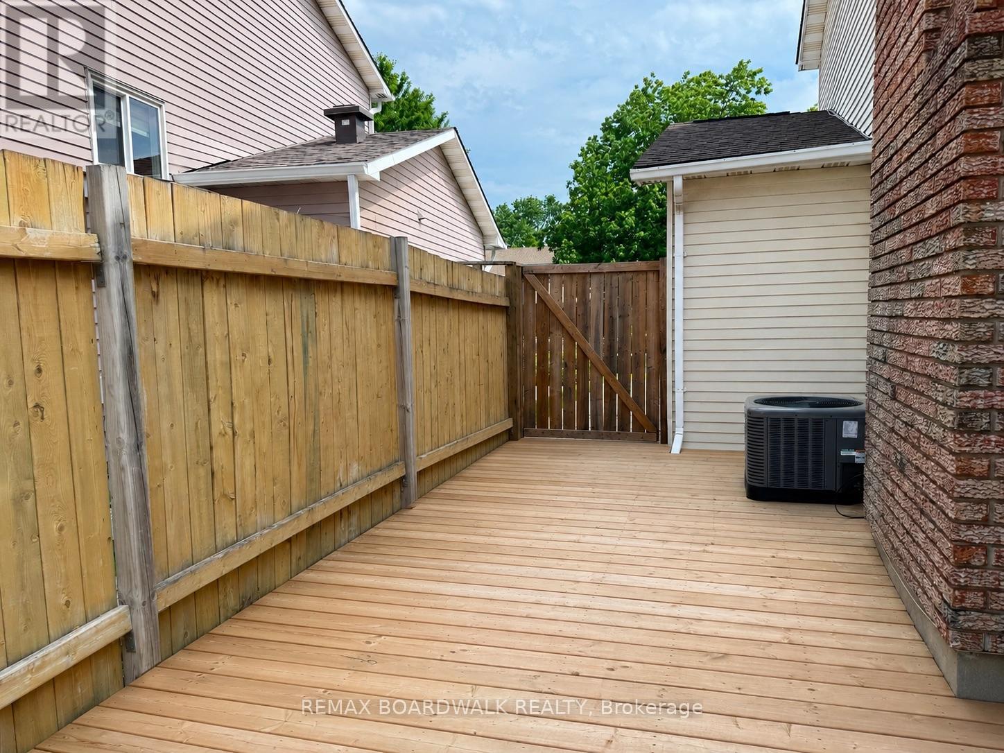 4396 Whittaker Crescent, Ottawa, Ontario  K1B 4P2 - Photo 35 - X13449180