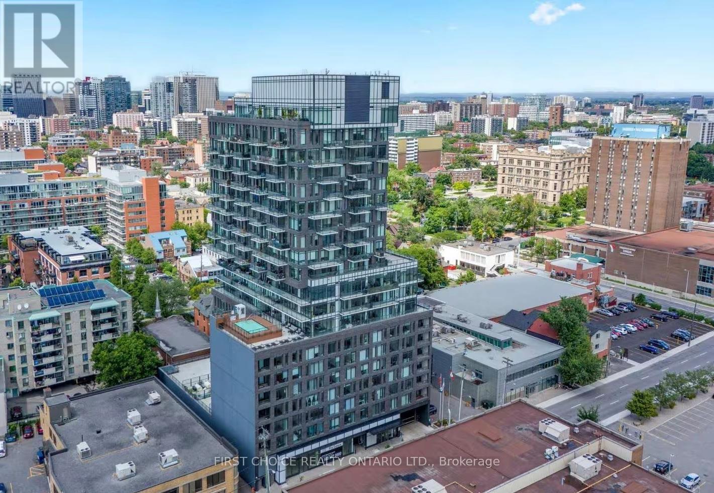 7 - 203 CATHERINE STREET