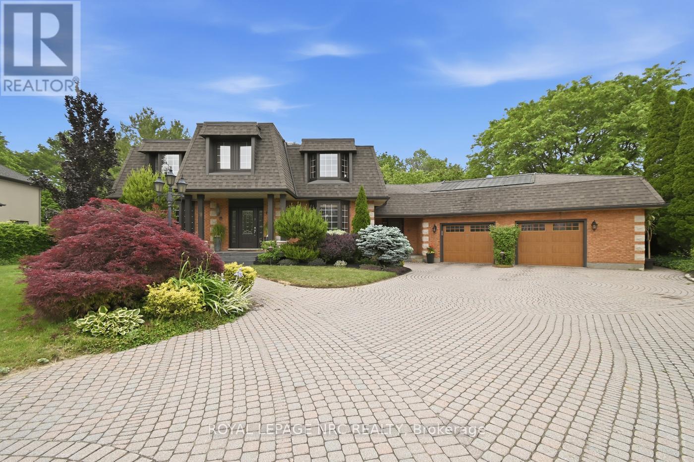 28 Barbican Trail, St. Catharines, Ontario  L2T 4A3 - Photo 1 - X13449132