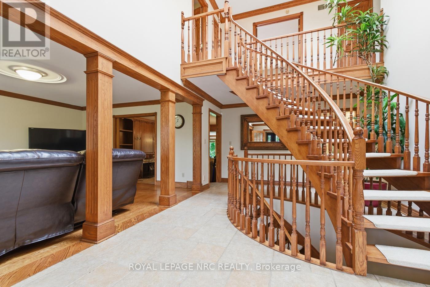 28 Barbican Trail, St. Catharines, Ontario  L2T 4A3 - Photo 5 - X13449132