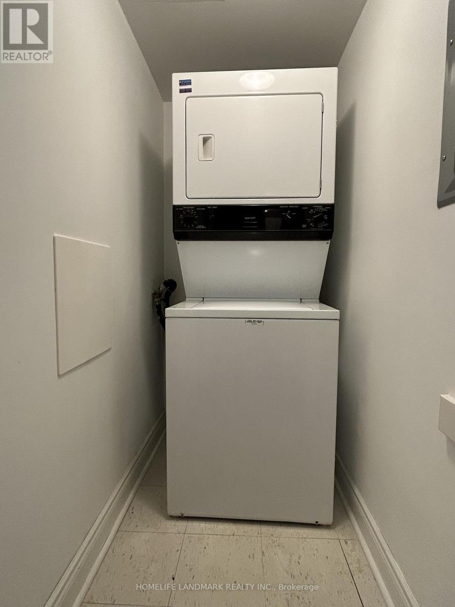 1204 - 909 Bay Street, Toronto, Ontario  M5S 3G2 - Photo 15 - C13449168