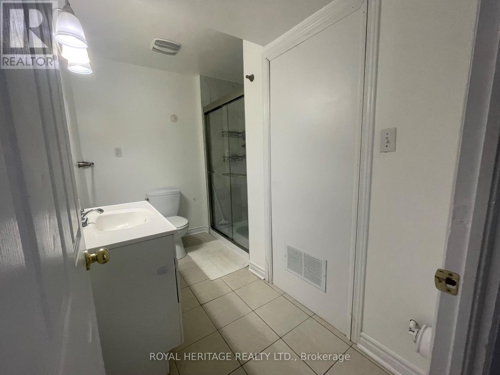 Basement - 1633 Marshcourt Drive, Pickering, Ontario  L1V 6G8 - Photo 15 - E13449160