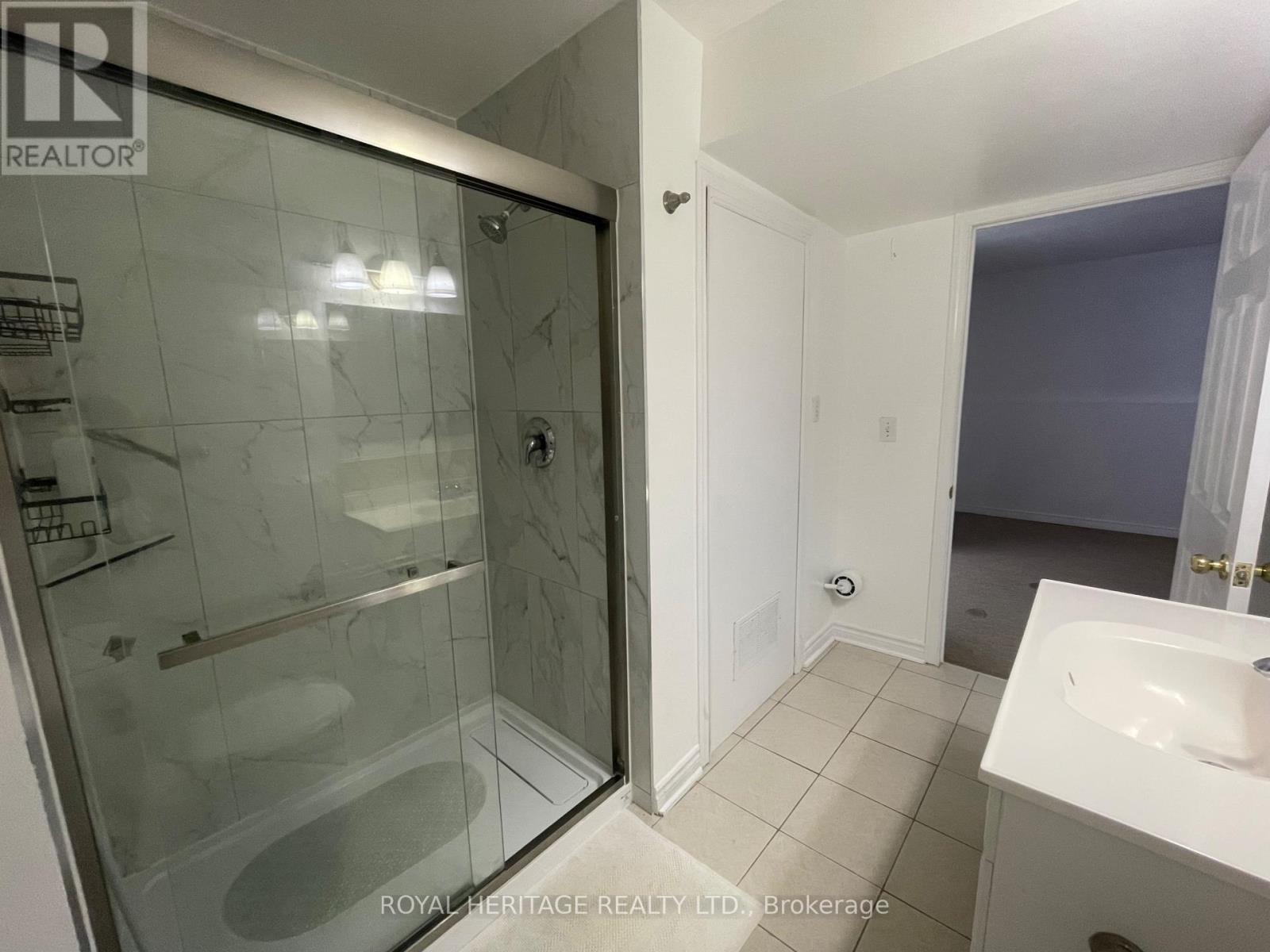 Basement - 1633 Marshcourt Drive, Pickering, Ontario  L1V 6G8 - Photo 16 - E13449160