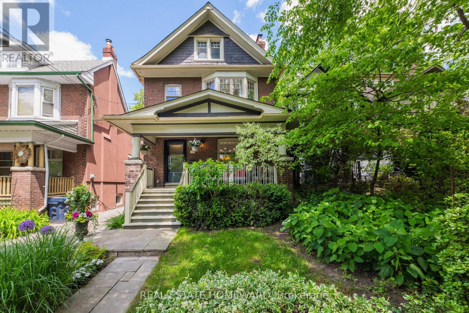 151 WAVERLEY ROAD, Toronto, Ontario