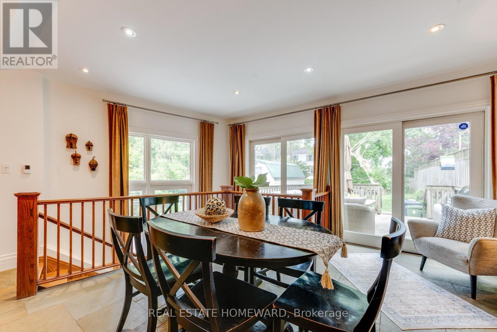 151 Waverley Road, Toronto, Ontario  M4L 3T4 - Photo 27 - E13449184