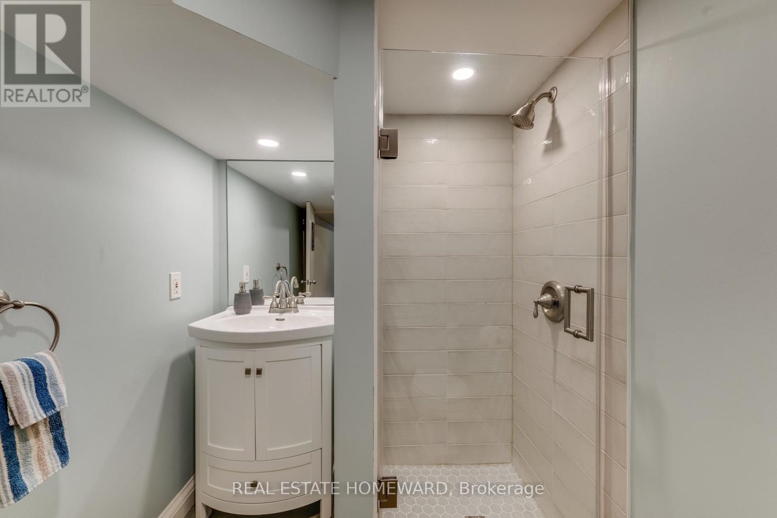 151 Waverley Road, Toronto, Ontario  M4L 3T4 - Photo 47 - E13449184