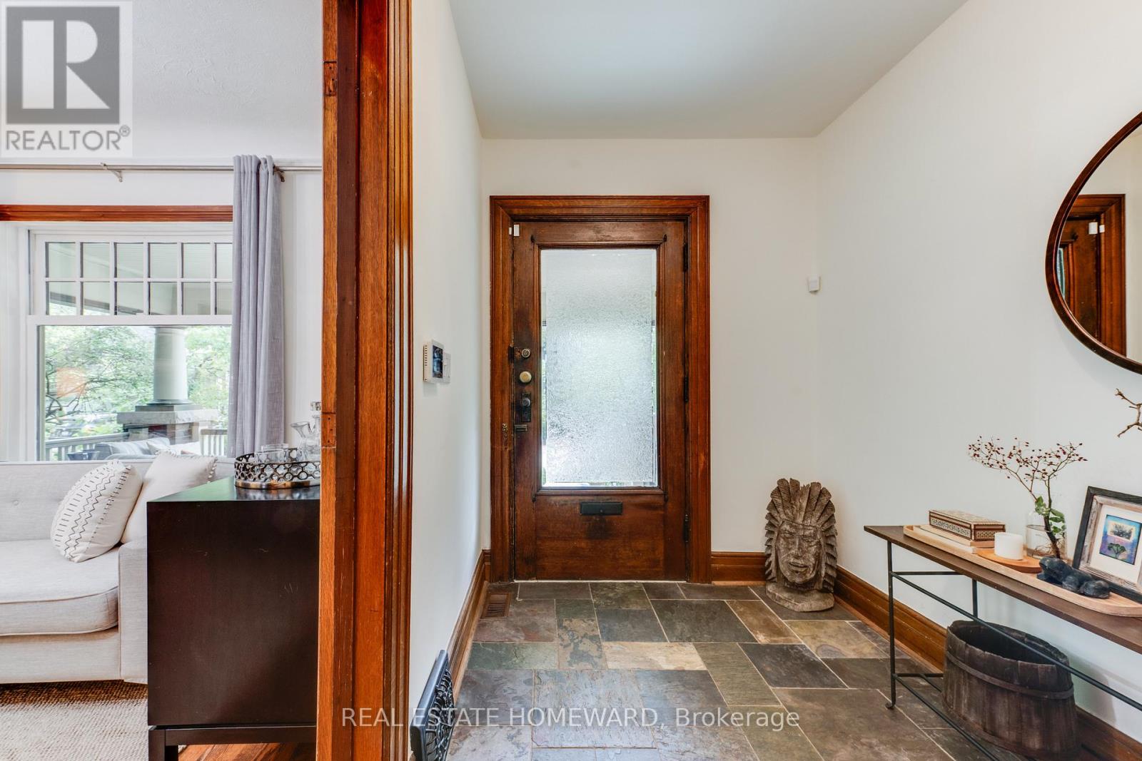 151 Waverley Road, Toronto, Ontario  M4L 3T4 - Photo 5 - E13449184