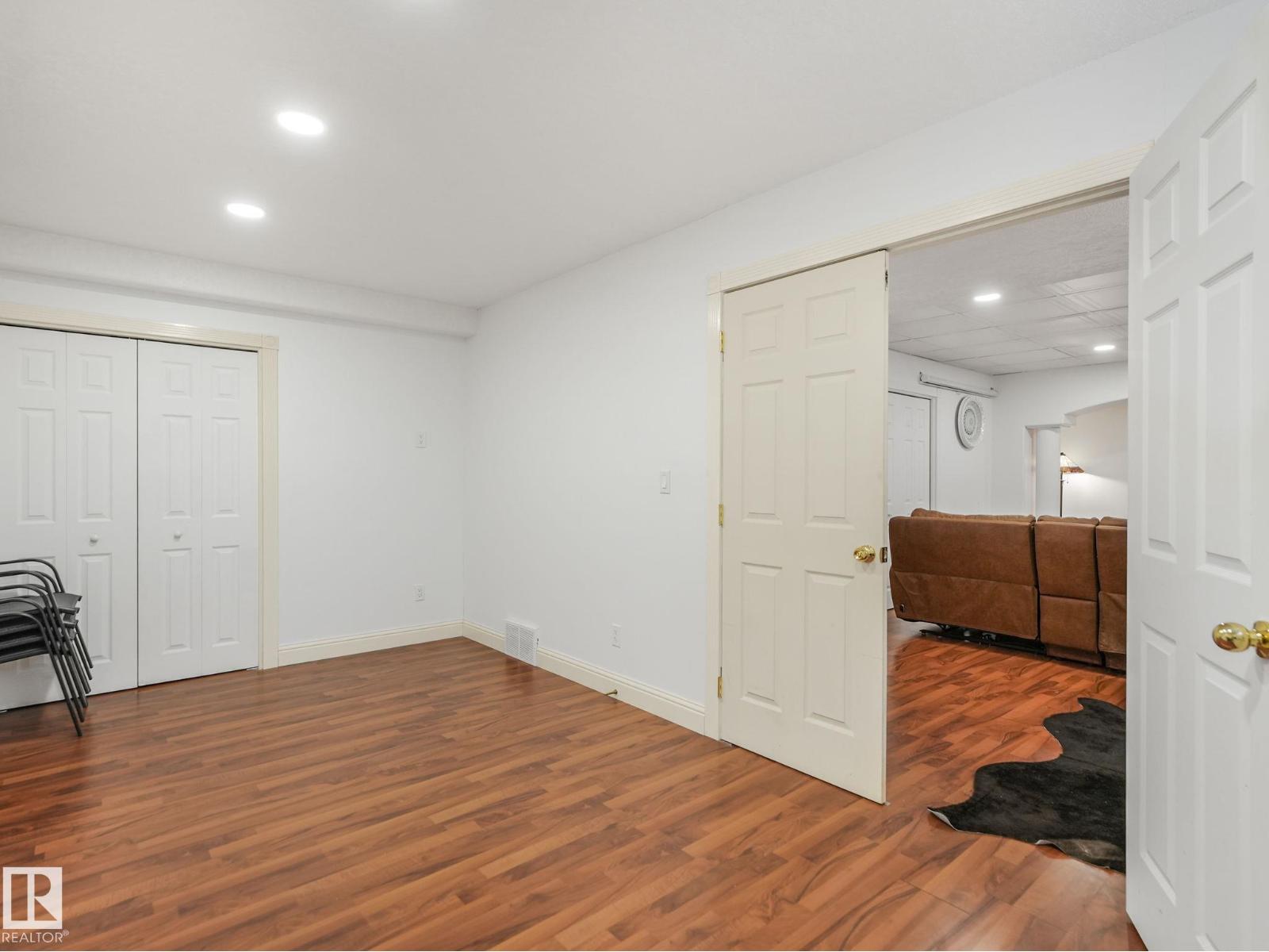 376 Hollick Kenyon Rd Nw, Edmonton, Alberta  T5Y 2T7 - Photo 57 - E4493865