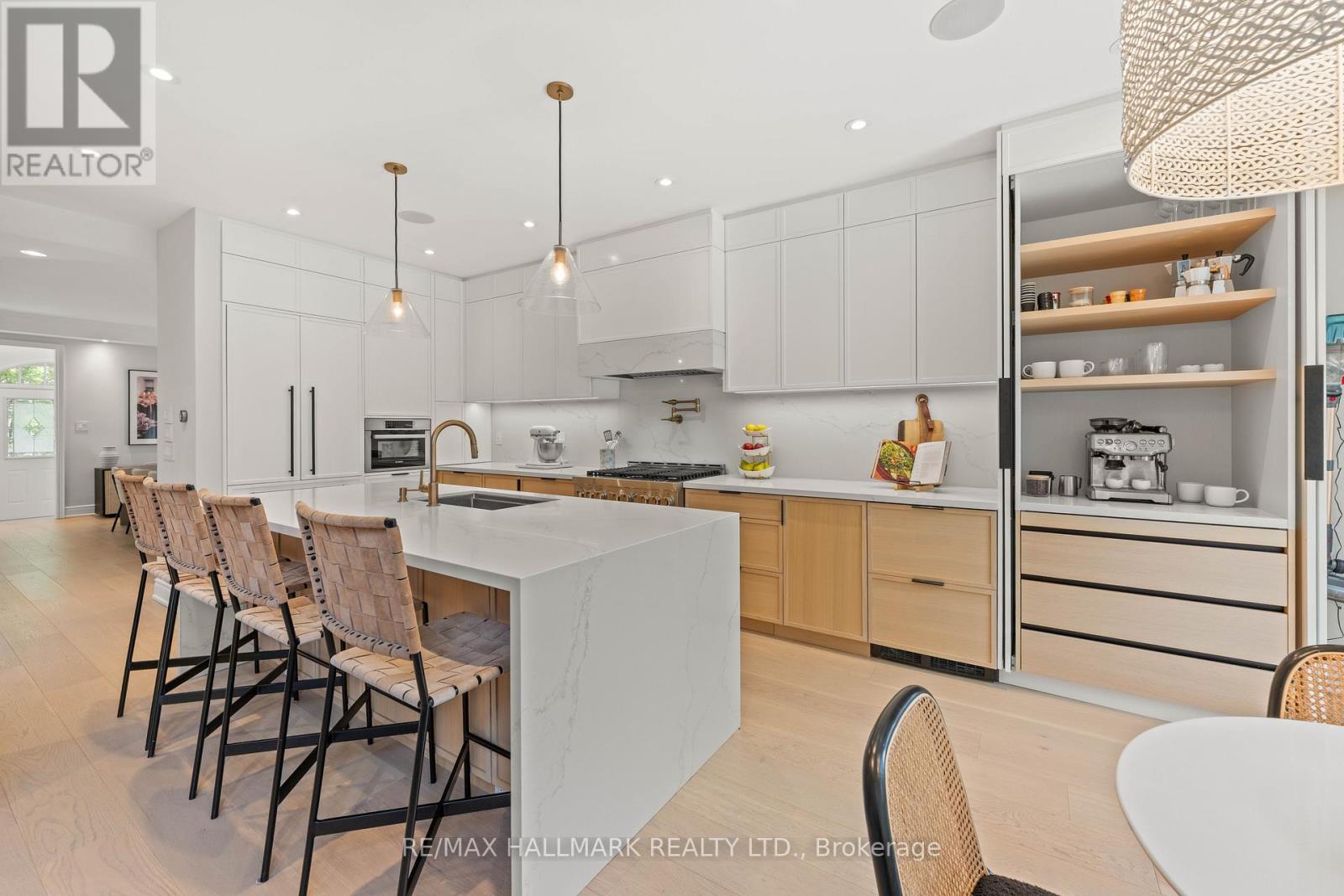 42 YARDEN DRIVE, Vaughan, Ontario