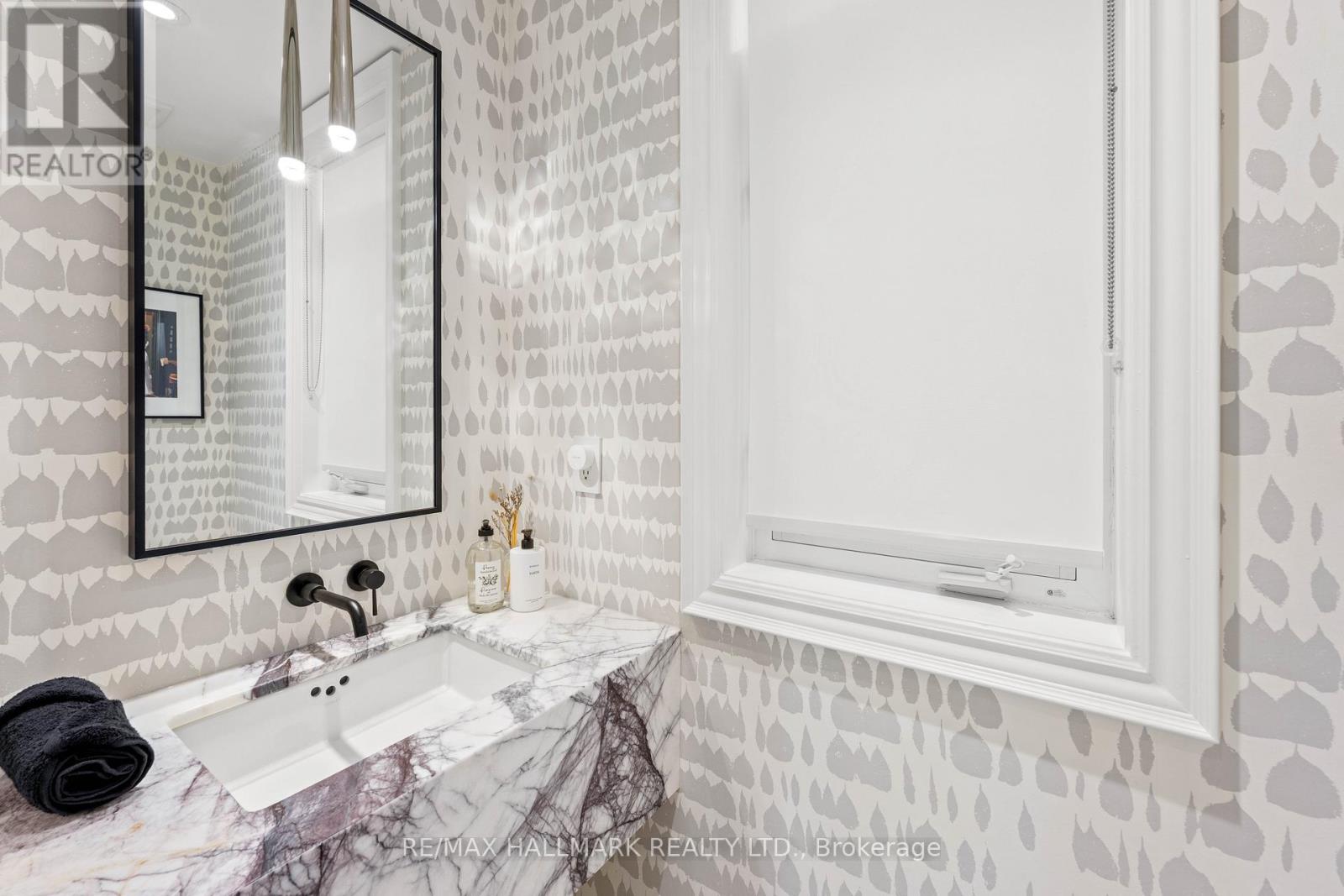 42 Yarden Drive, Vaughan, Ontario  L6A 0W5 - Photo 17 - N13449134
