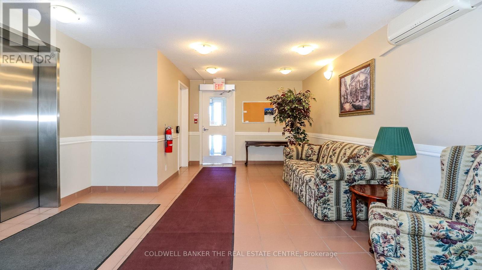 212 - 49 Jacobs Terrace, Barrie, Ontario  L4N 0W4 - Photo 2 - S13449154