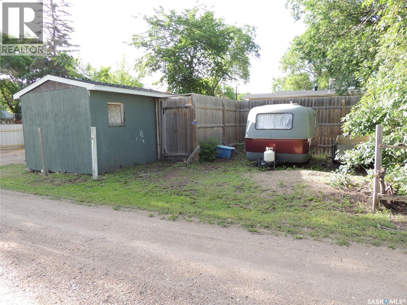 826 Albert Street, Estevan, Saskatchewan  S4A 1S1 - Photo 4 - SK039428