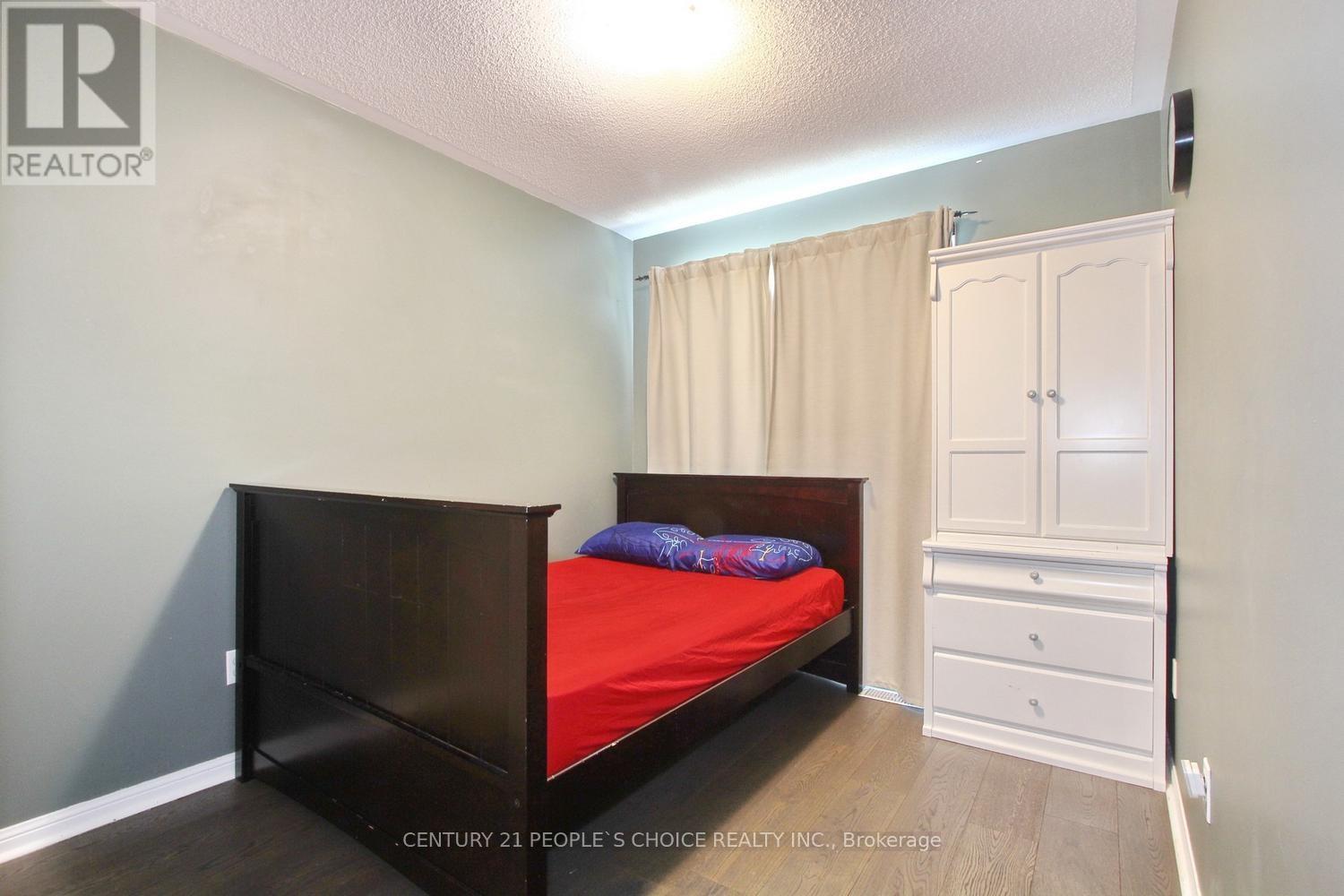 111 Dunlop Court, Brampton, Ontario  L6X 5A6 - Photo 21 - W13449148