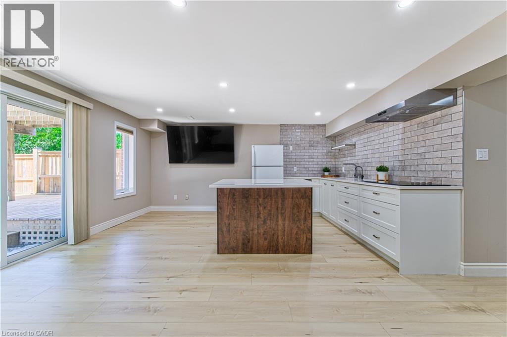 223 Buttercup Court, Waterloo, Ontario  N2V 2W8 - Photo 32 - 40839737