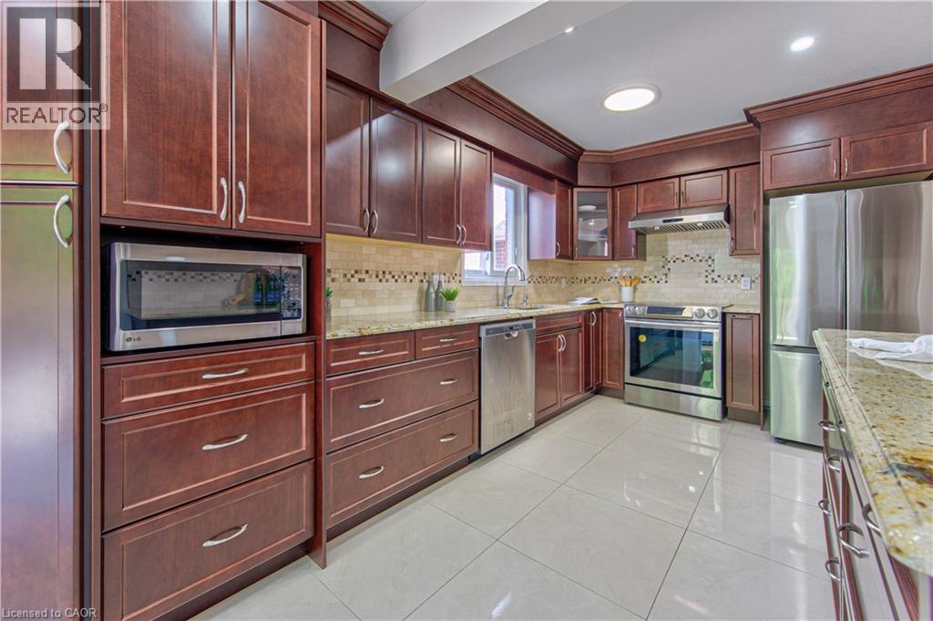 223 Buttercup Court, Waterloo, Ontario  N2V 2W8 - Photo 14 - 40839737