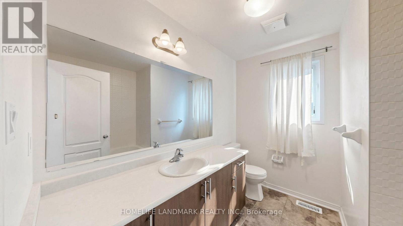 1453 Rennie Street, Oshawa, Ontario L1K 0N9 - Photo 39 - E13438754