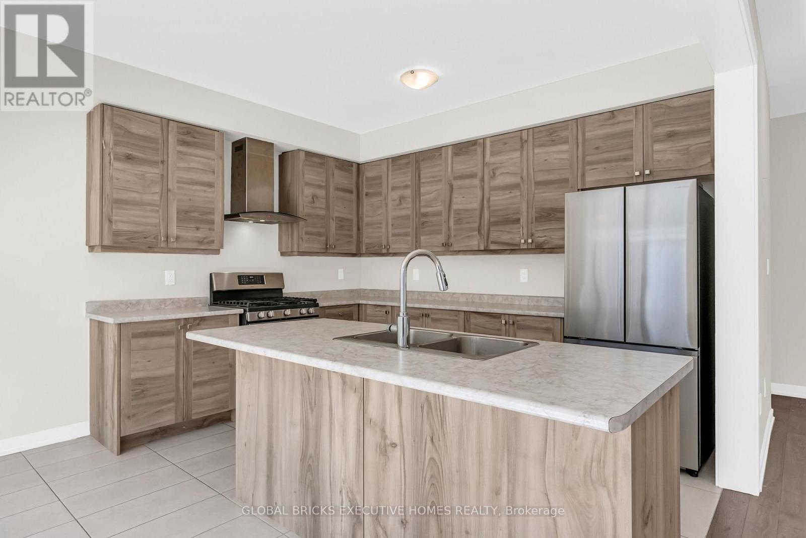 170 Lilac Circle, Haldimand, Ontario N3W 0H5 - Photo 14 - X13449182
