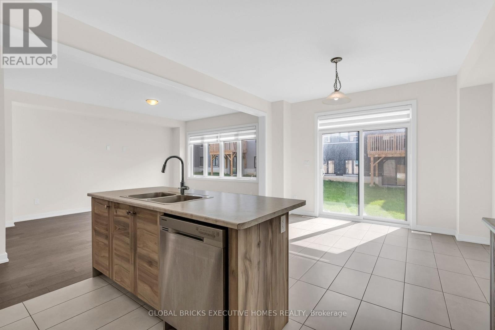 170 Lilac Circle, Haldimand, Ontario N3W 0H5 - Photo 19 - X13449182