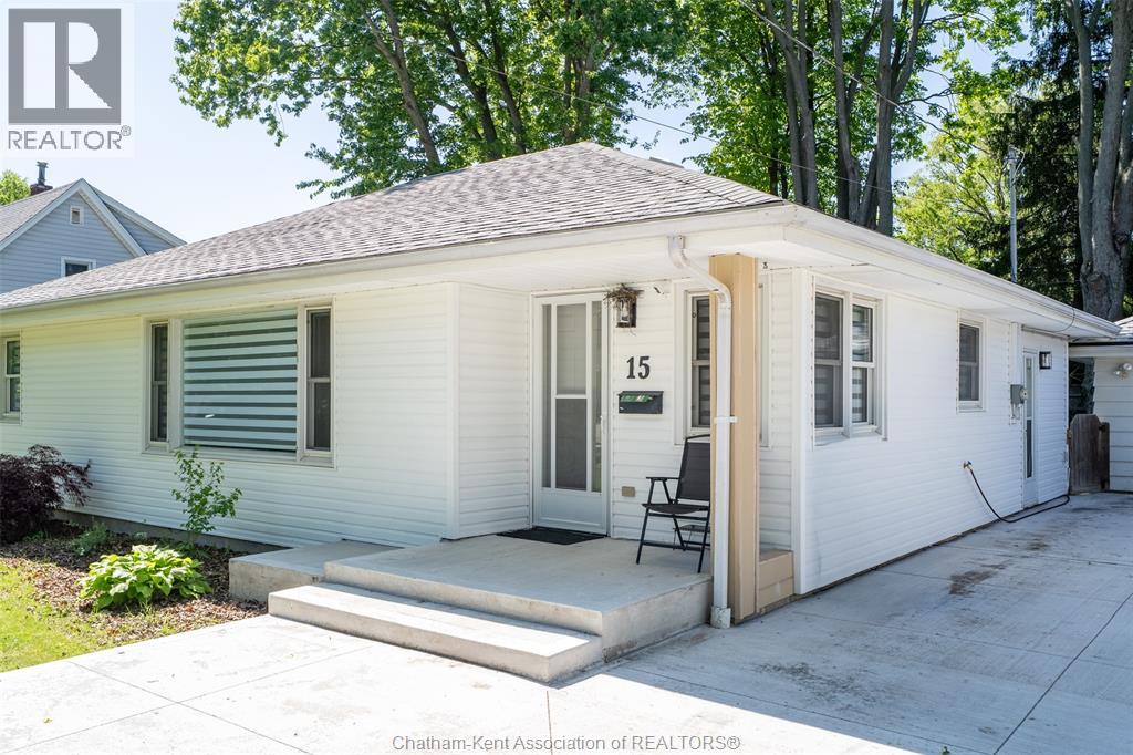 15 O'brien Drive, Chatham, Ontario  N7M 2E5 - Photo 2 - 26014201