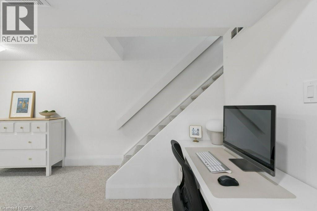 279 Sandowne Drive Unit# 2, Waterloo, Ontario N2K 2C1 - Photo 36 - 40837260