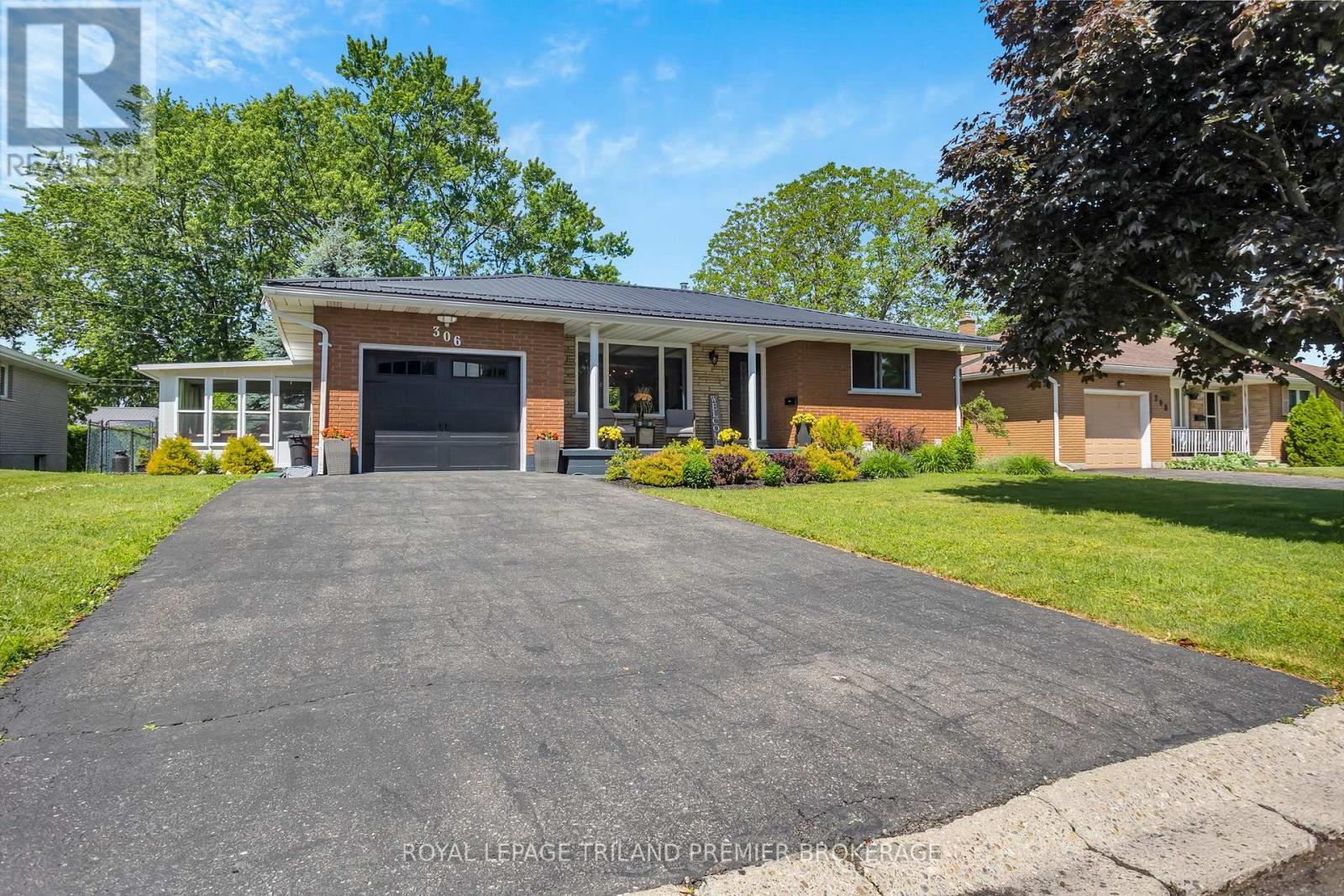 306 Adams Avenue, Norfolk, Ontario  N4B 2Y5 - Photo 2 - X13449202