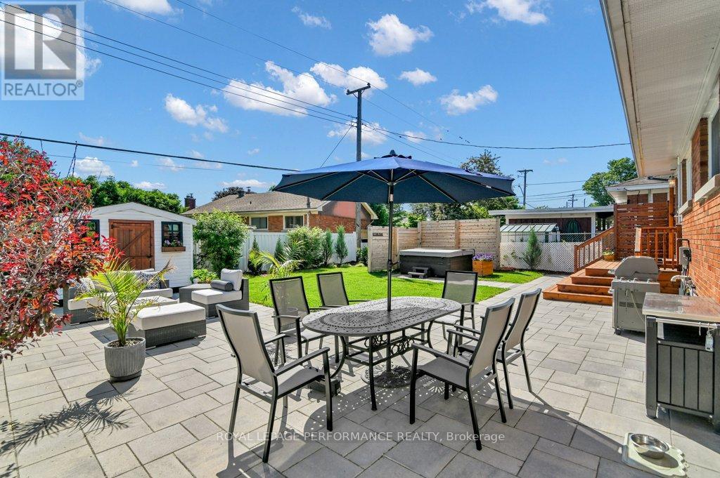 943 Arkell Street, Ottawa, Ontario  K2B 5R2 - Photo 31 - X13449194