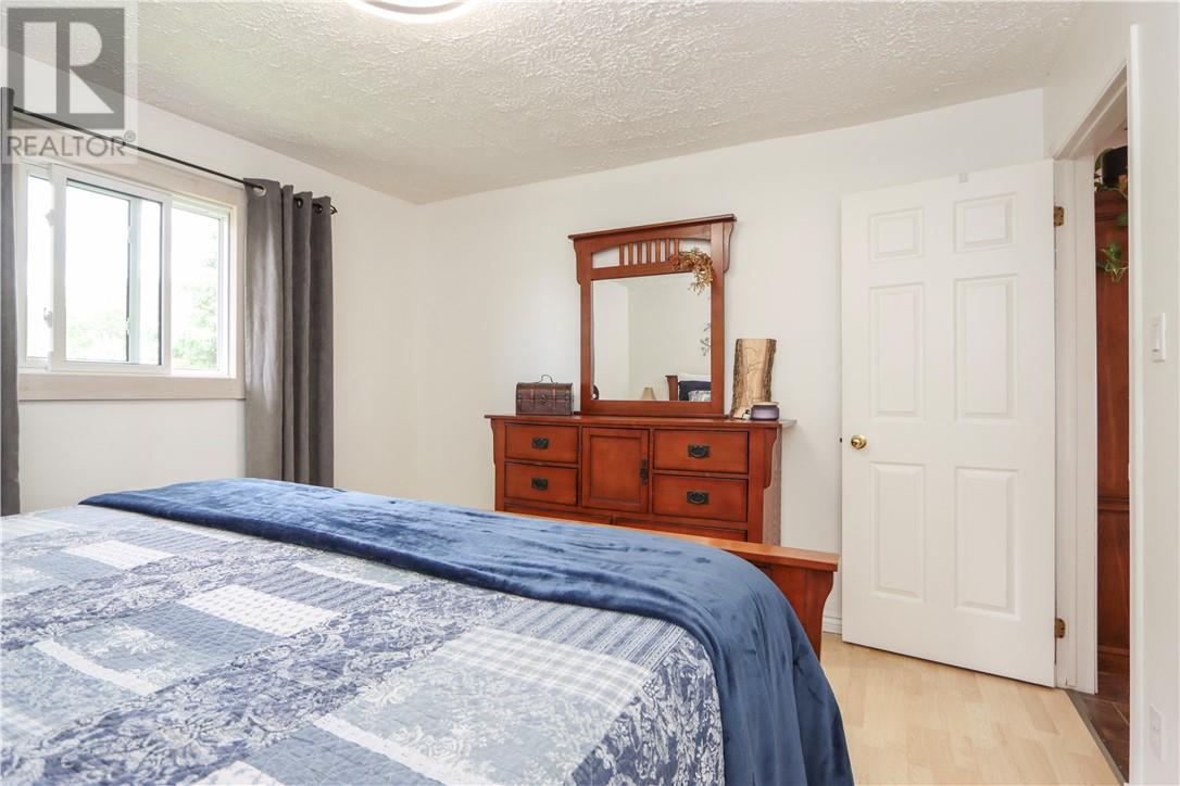 500 Carriere Street, Azilda, Ontario  P0M 1B0 - Photo 35 - 2128577
