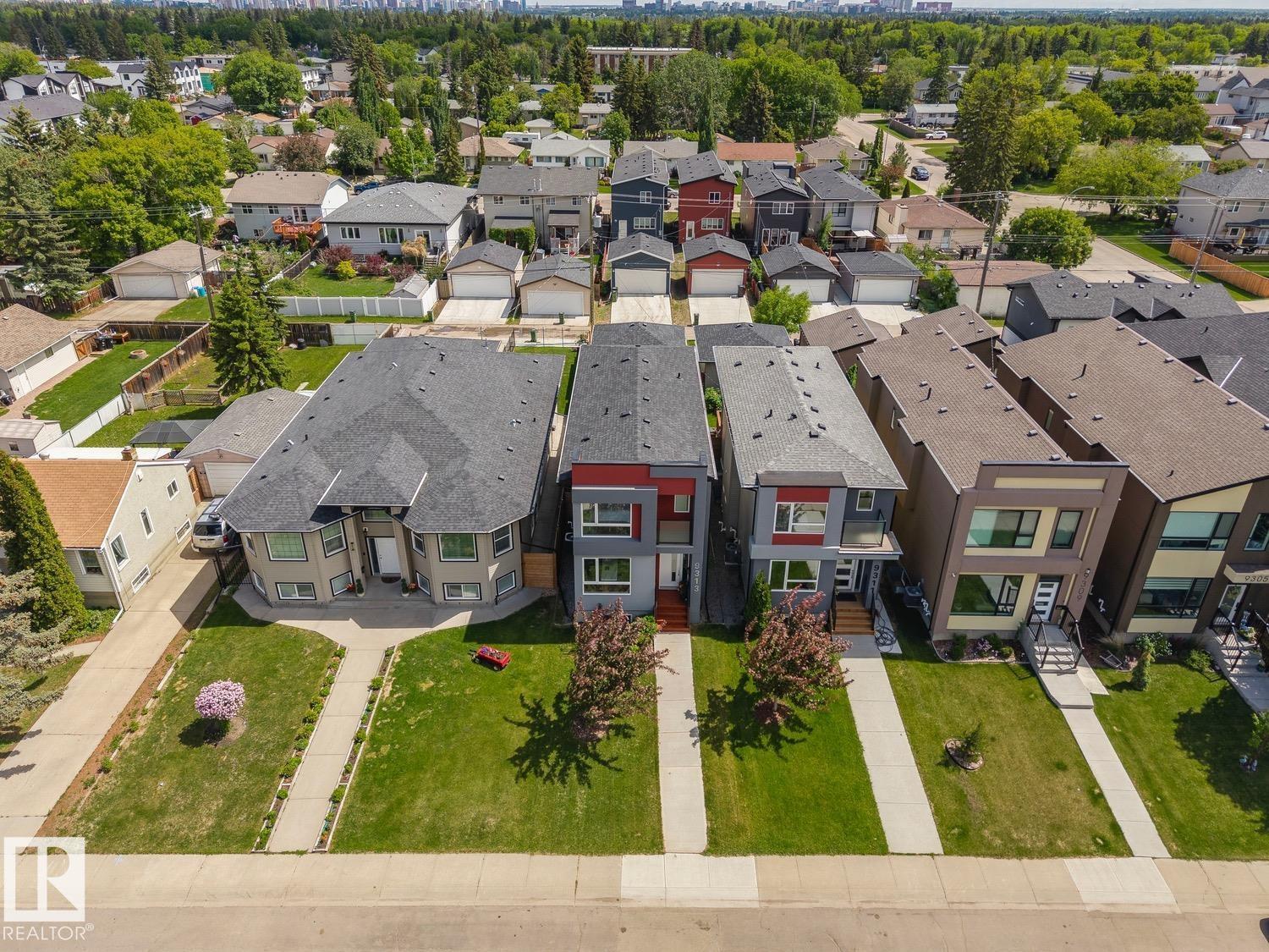 9313 152 St Nw, Edmonton, Alberta  T5R 1M8 - Photo 3 - E4493866