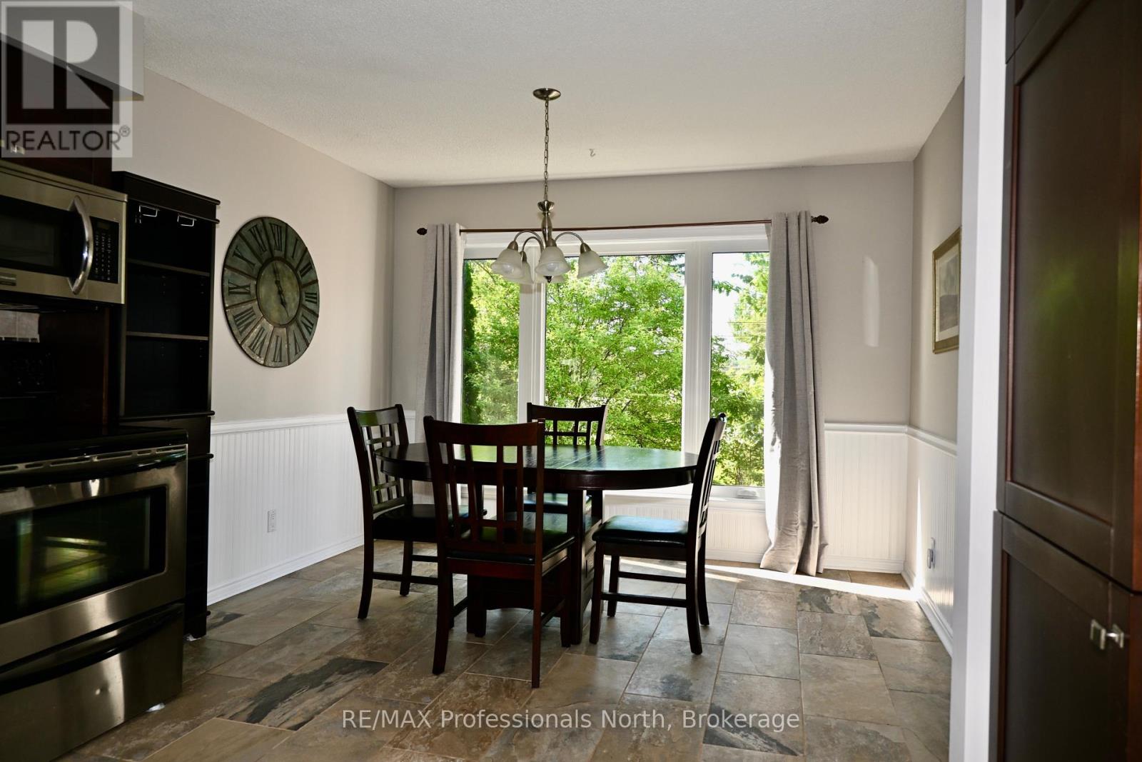 77 Hanes Road, Huntsville, Ontario  P1H 1M3 - Photo 11 - X13449190