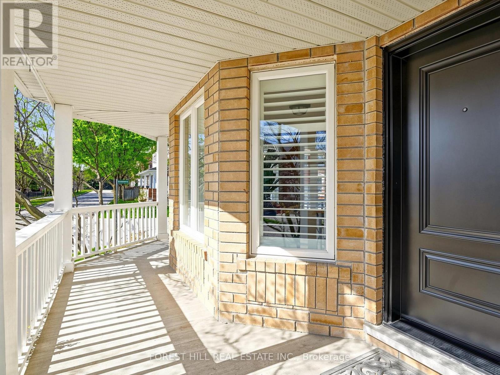 51 Winston Castle Drive, Markham, Ontario  L6C 2B5 - Photo 4 - N13449220