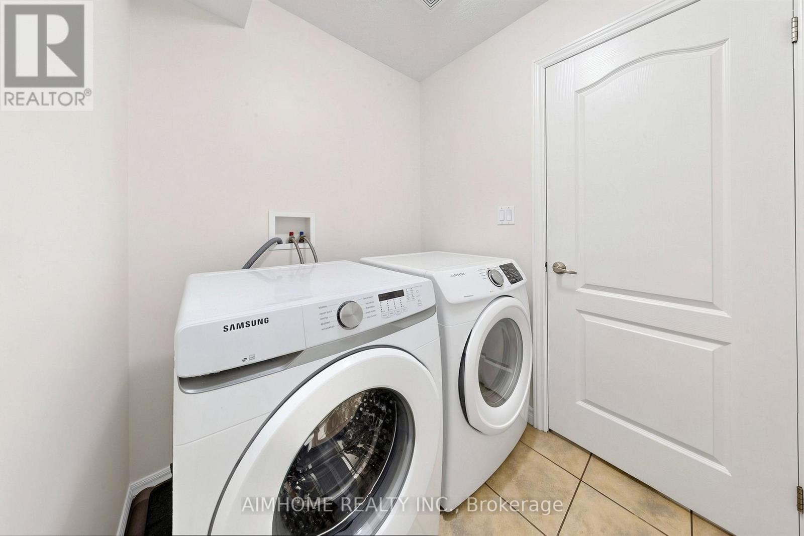 205 Huck Crescent, Kitchener, Ontario  N2N 0A3 - Photo 19 - X13449204