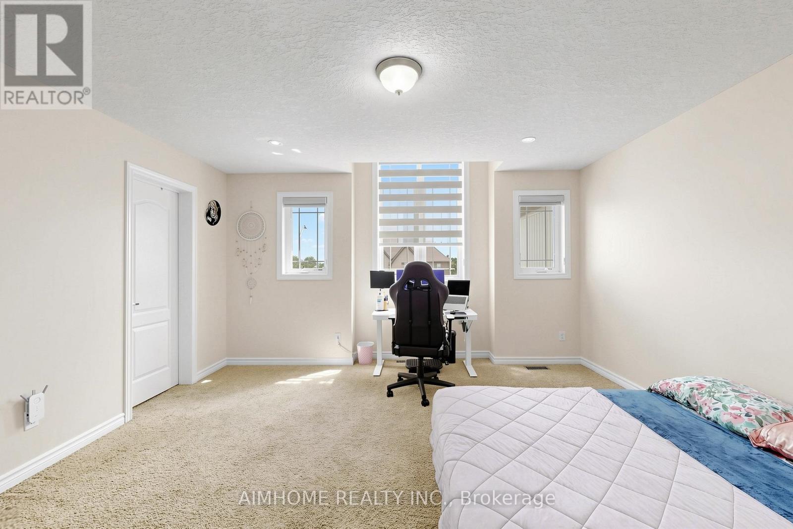 205 Huck Crescent, Kitchener, Ontario  N2N 0A3 - Photo 25 - X13449204