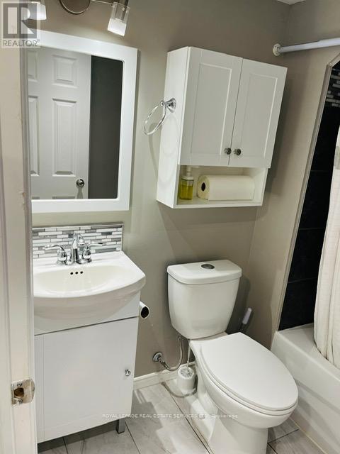 Bsmt - 188 Walter Avenue S, Hamilton, Ontario  L8K 3L2 - Photo 8 - X13449226