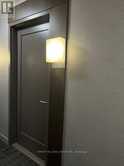 Th2 - 310 Tweedsmuir Avenue, Toronto, Ontario  M5P 2Y2 - Photo 3 - C13103788