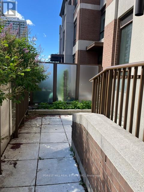 Th2 - 310 Tweedsmuir Avenue, Toronto, Ontario  M5P 2Y2 - Photo 6 - C13103788