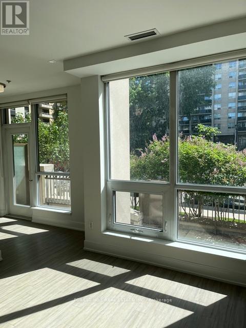 Th2 - 310 Tweedsmuir Avenue, Toronto, Ontario  M5P 2Y2 - Photo 9 - C13103788