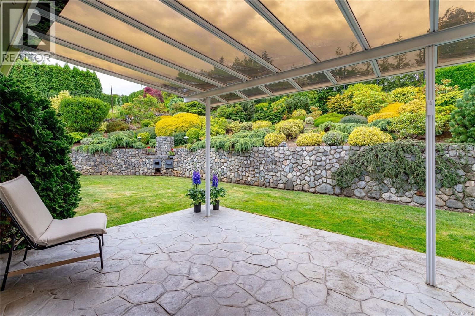 922 Claremont Ave, Saanich, British Columbia  V8Z 2G4 - Photo 33 - 1040534