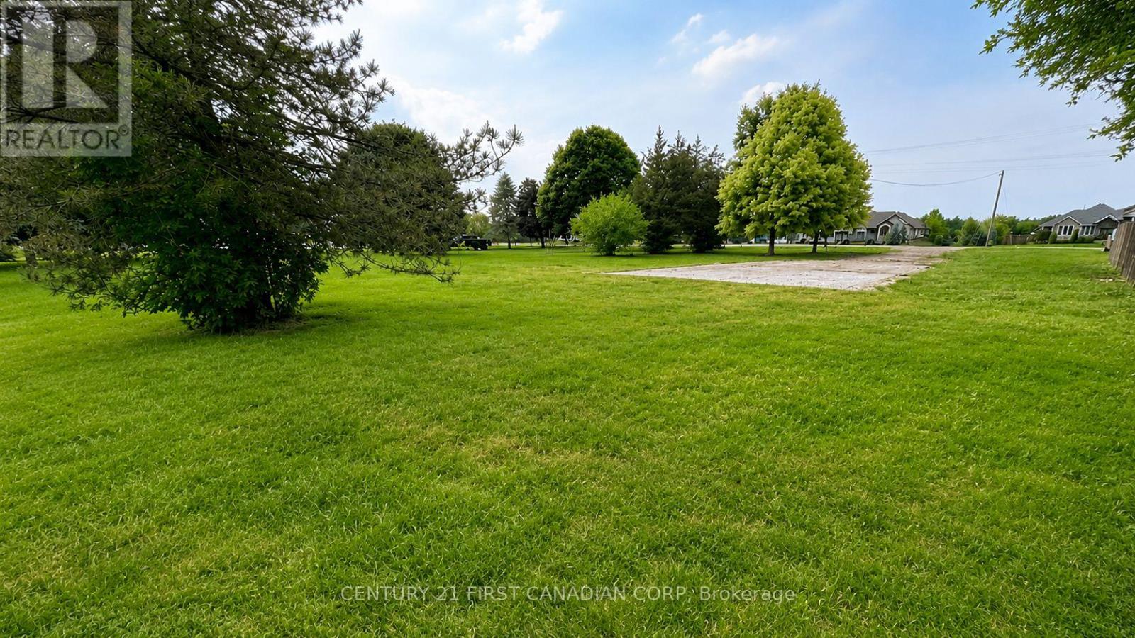 3877 Lasalle Line, Enniskillen, Ontario  N0N 1R0 - Photo 18 - X13449268