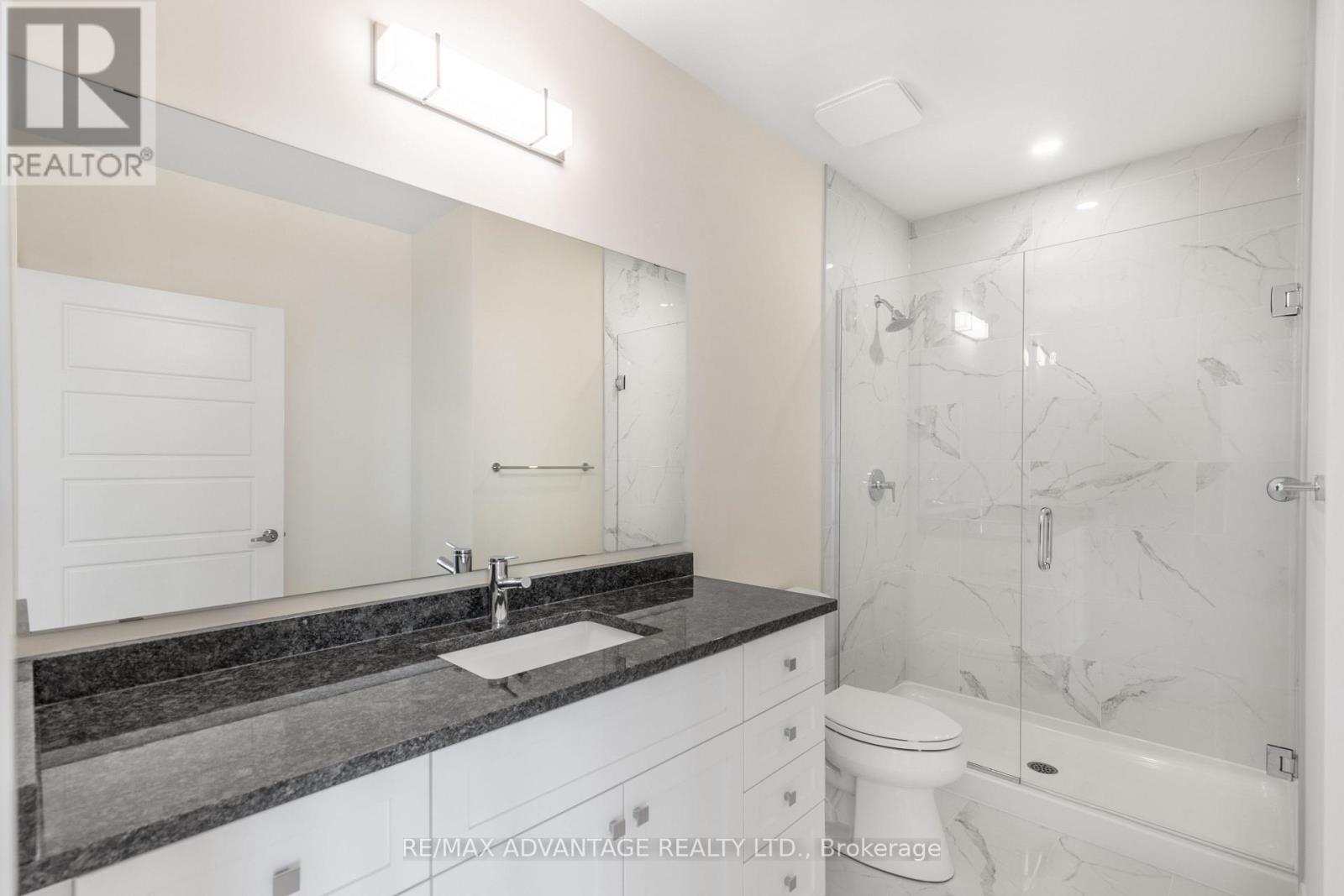 214 - 1975 Fountain Grass Drive, London South, Ontario  N6K 0M3 - Photo 8 - X13449342