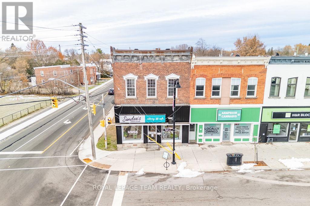 4 Elgin Street W, Arnprior, Ontario